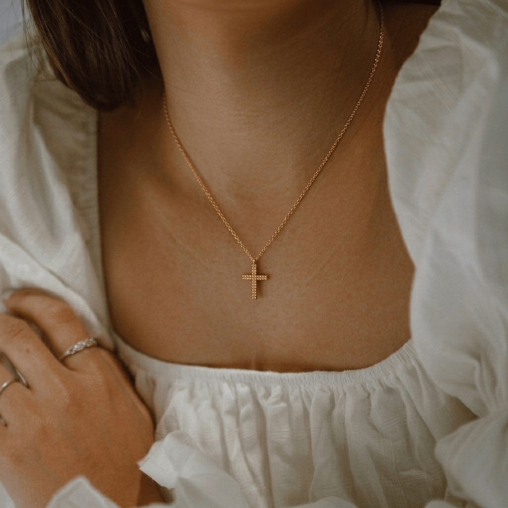 18K Gold Cross Pendant Necklace - Delma Gold Jewelry