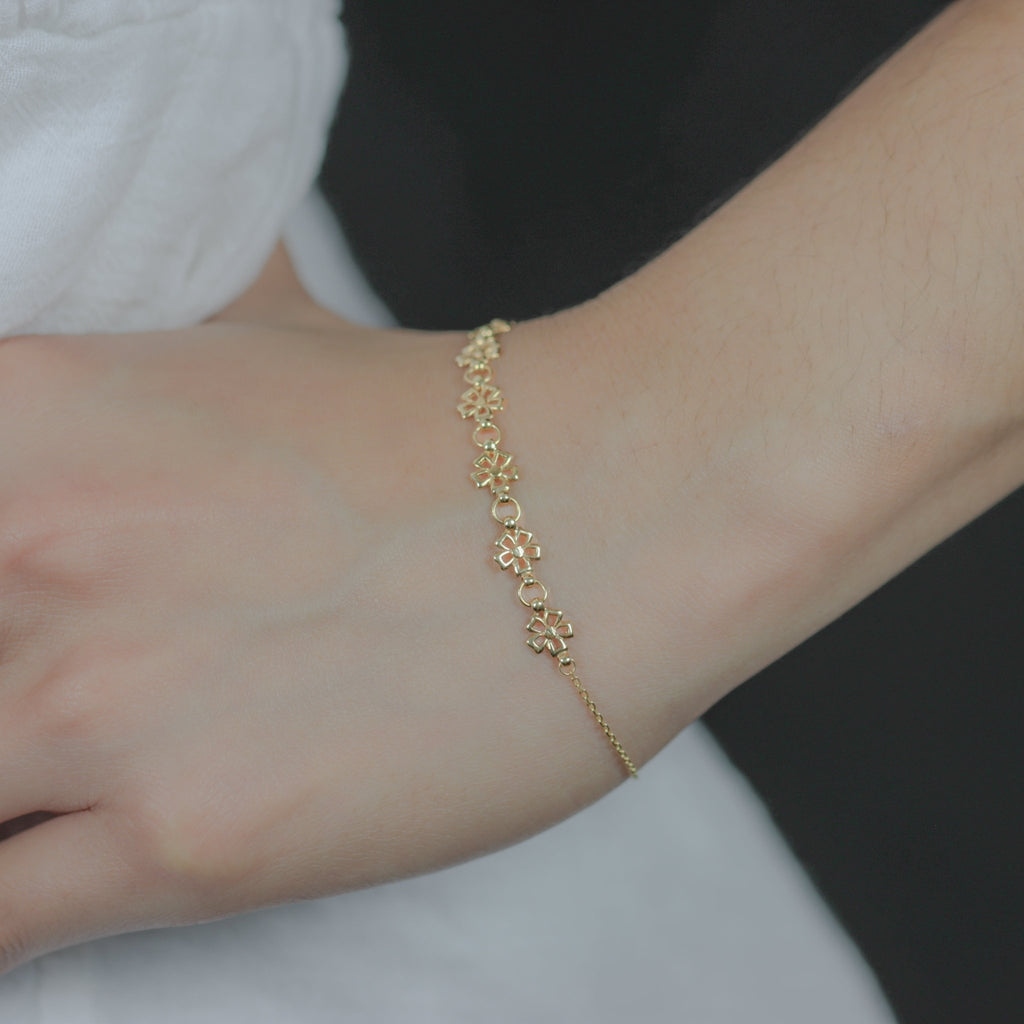 18k Gold Floral Link Bracelet - Delma Gold Jewelry