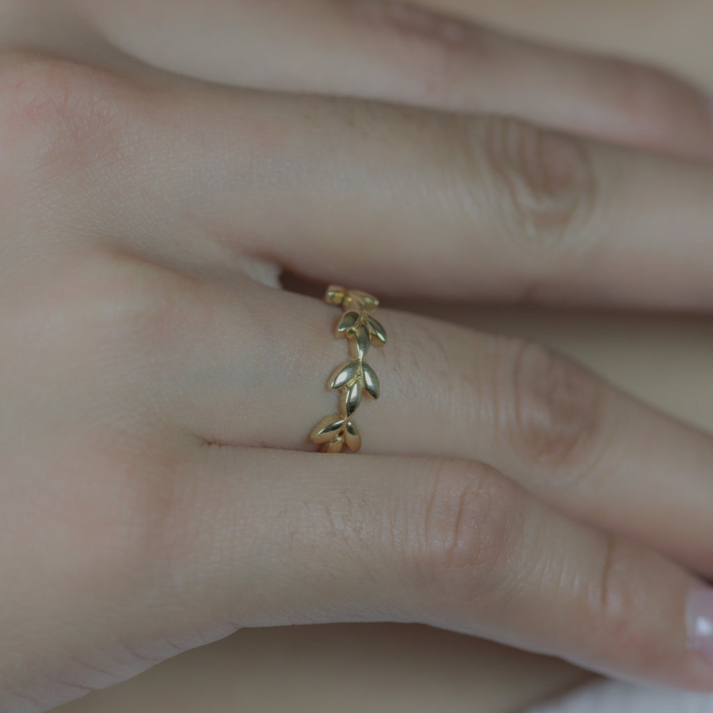 18k Gold Laurel Leaf Ring - Delma Gold Jewelry
