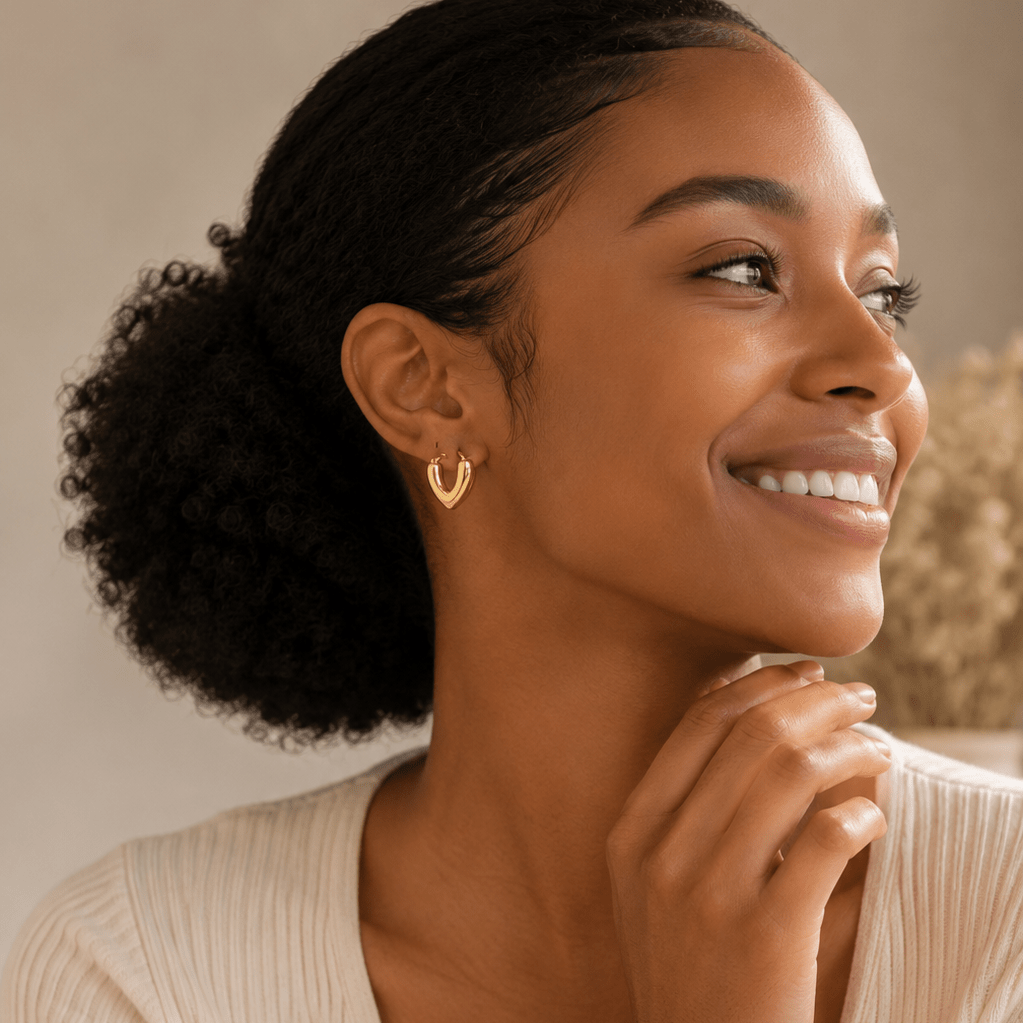 18K Gold Modern Heart Hoop Earrings - Delma Gold Jewelry