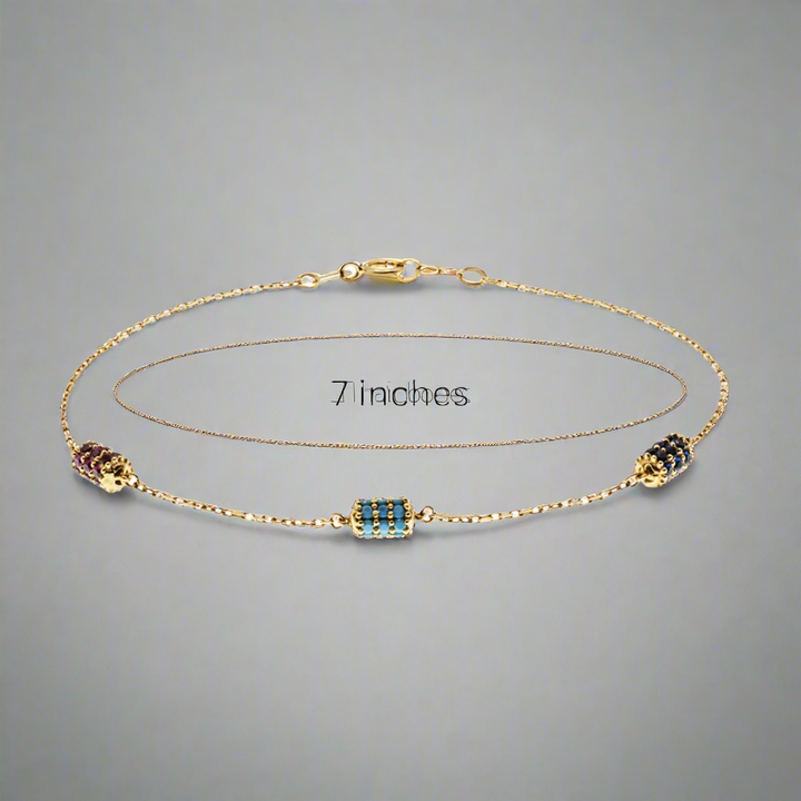 Complete view of the bracelet showing the actual length in inches