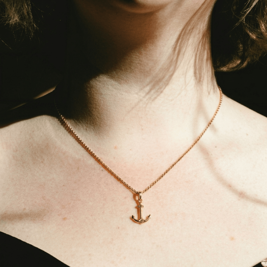 Anchor Charm Pendant, Solid 18K Gold - Delma Gold Jewelry