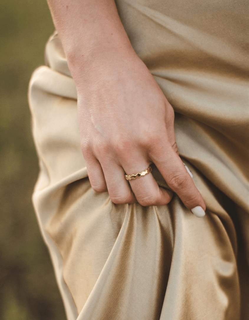 Crown Signet Ring, Solid 18K Gold - Delma Gold Jewelry