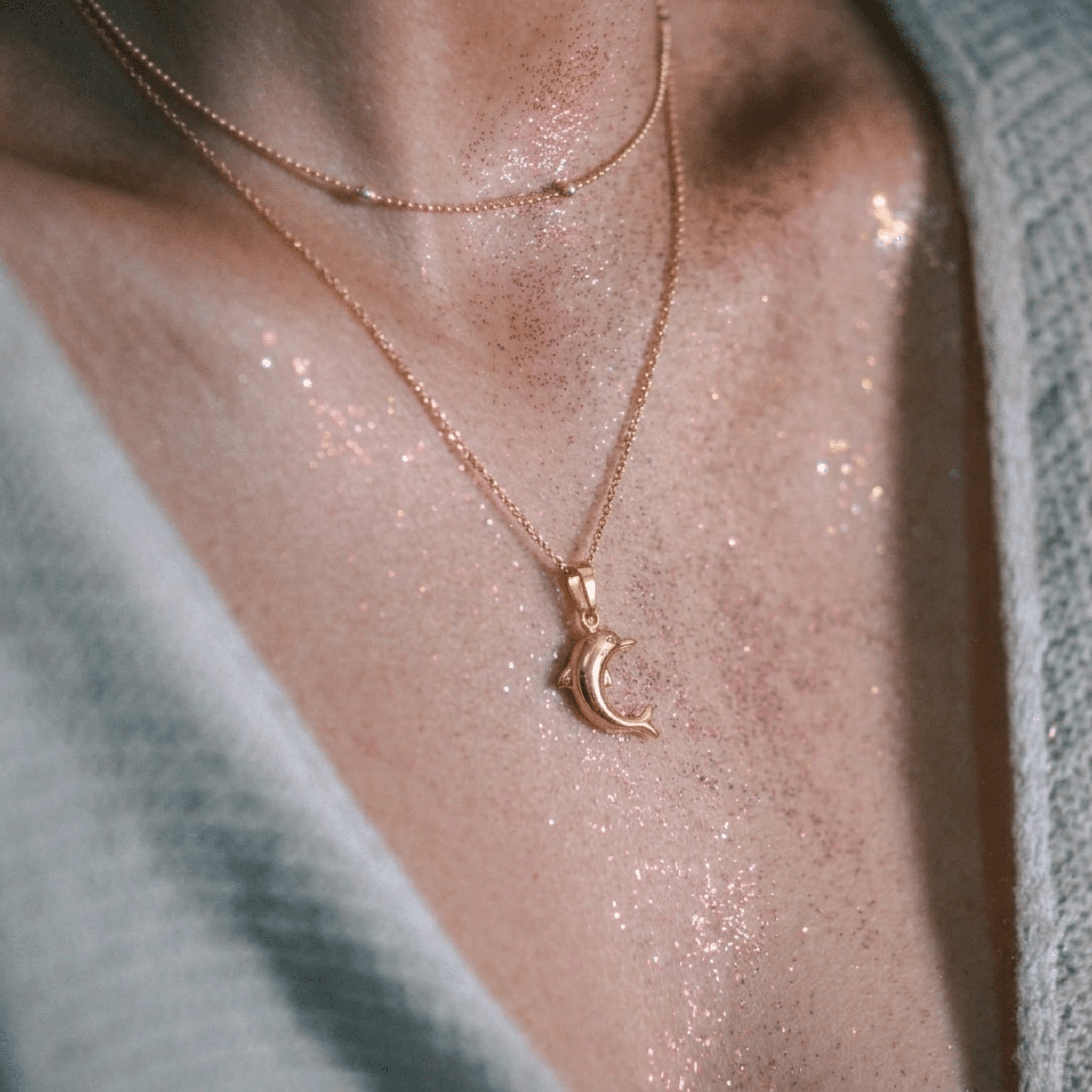 Dolphin Charm Pendant, Solid 18K Gold - Delma Gold Jewelry