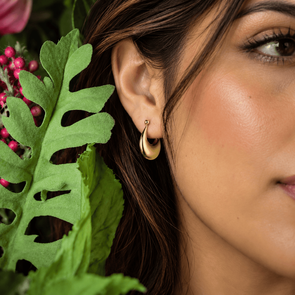 Flat Hoop Earrings, Solid 18K Gold - Delma Gold Jewelry