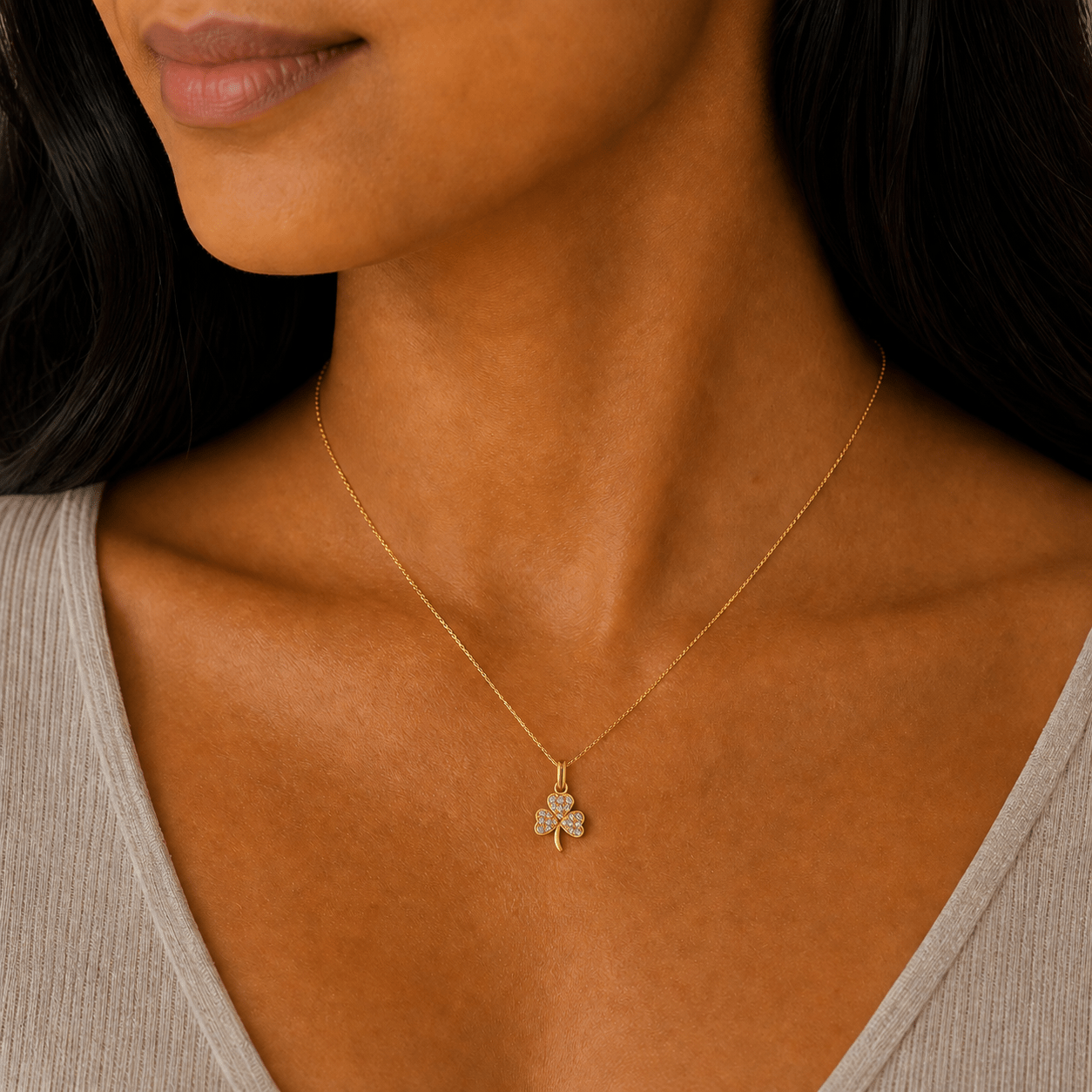 Lucky Spark 18K Gold Clover Pendant - Delma Gold Jewelry