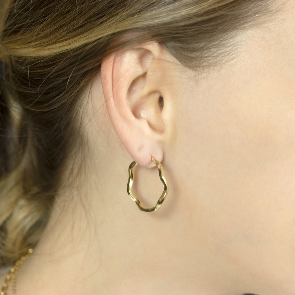 Serene Wave Gold Hoop Earring - Delma Gold Jewelry