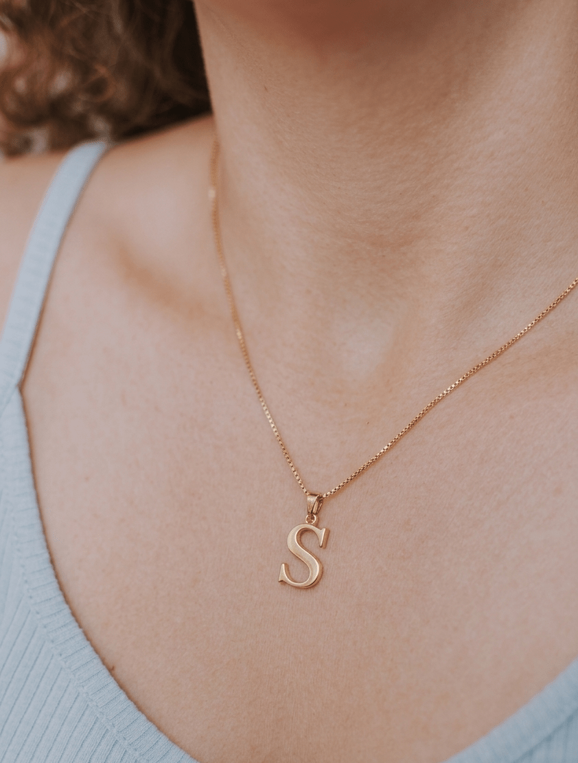 Signature Initial 18K Gold Letter Necklace – S - Delma Gold Jewelry